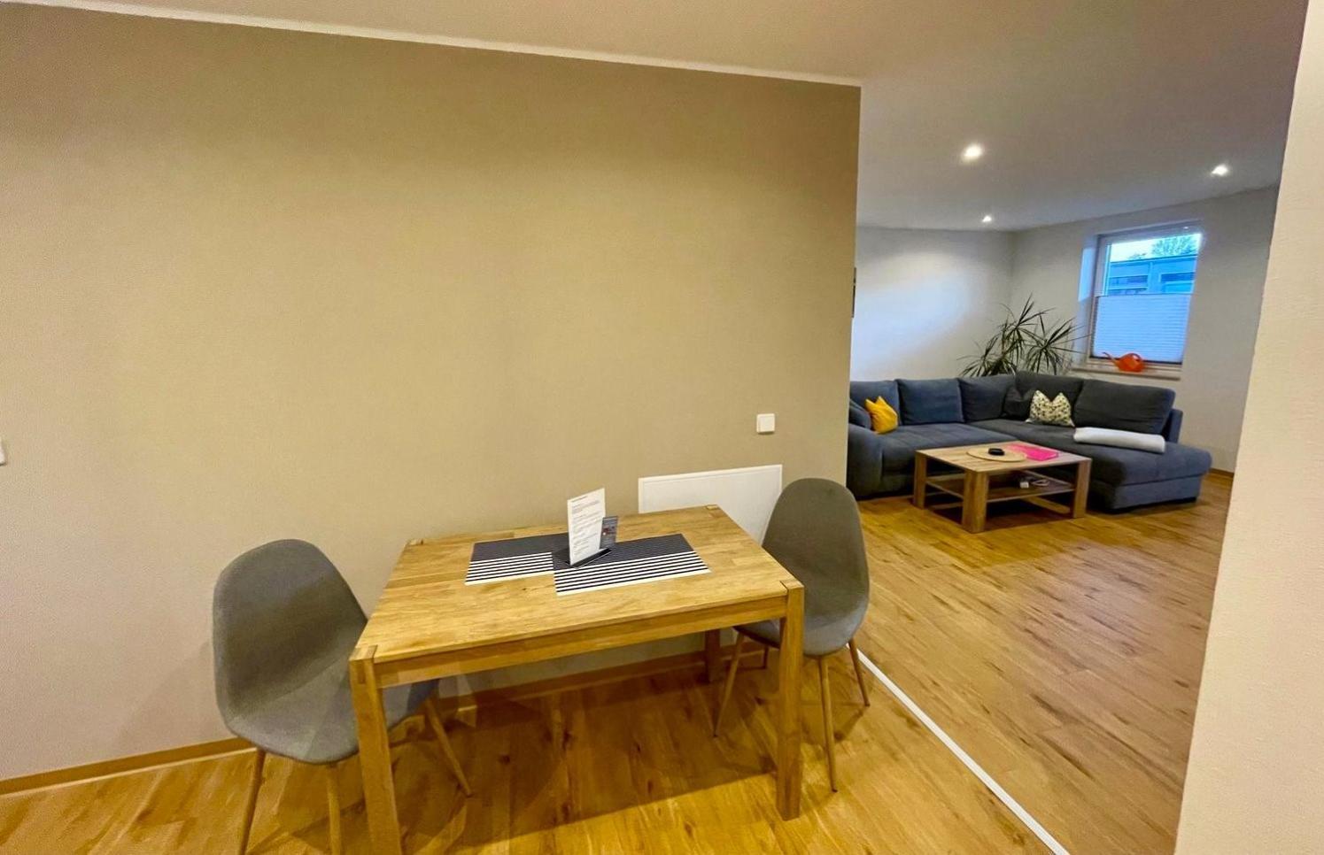 Stadtoase Geraeumige Gaestewohnungen Mit Balkon, Komfort, Modernitaet Und Ruhe, Fuer Monteure Geeignet, Free Wifi Frankenberg Buitenkant foto
